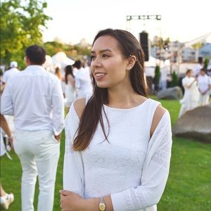 Meet your Posher, Monique